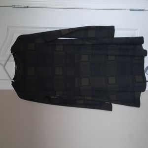 Zara trafaluc,Size Medium,  Color black/green